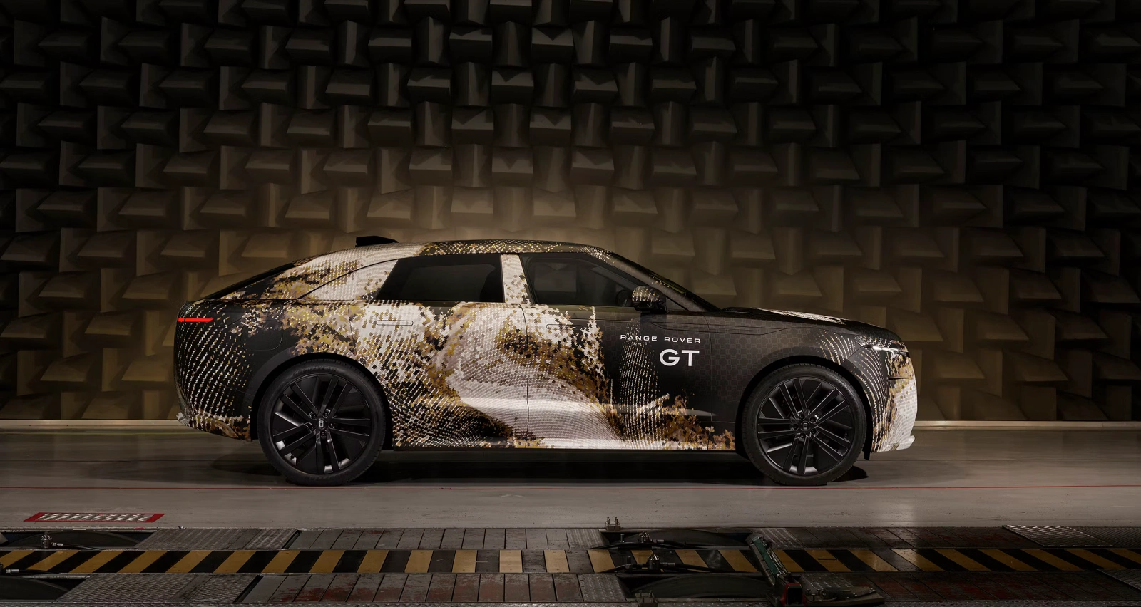 Range Rover GT nýr rafknúinn lúxusbíll væntanlegur 2027