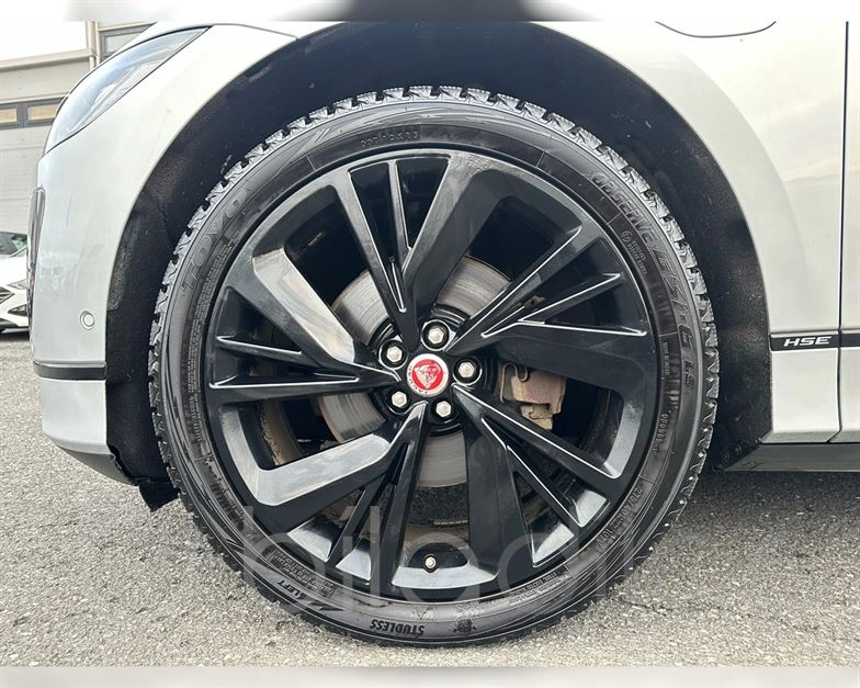 Jaguar I-Pace