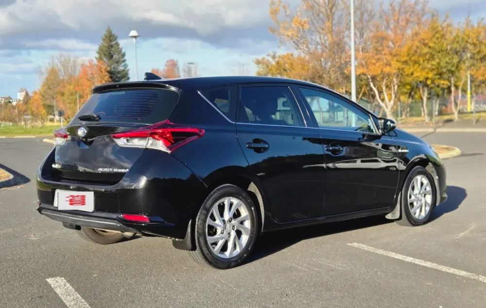 Toyota Auris 2016 Hybrid