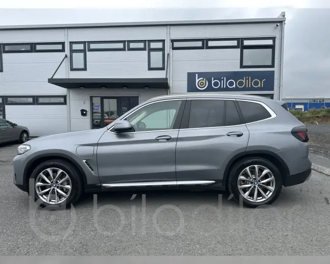 BMW X3 xDrive30e