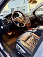 Mercedes Benz R