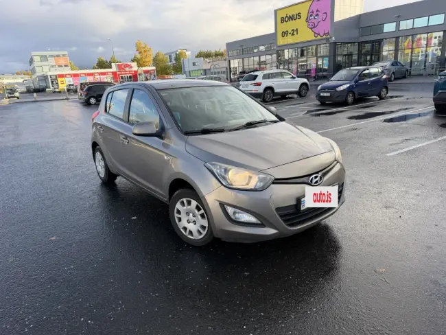 Hyundai I20
