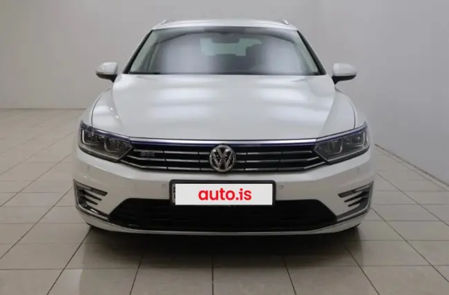 VW Passat