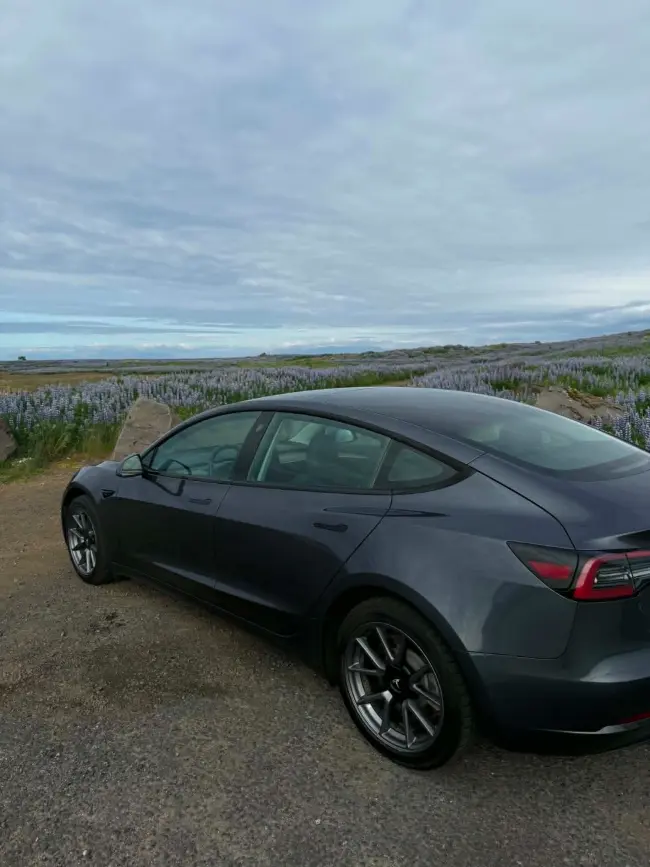 Tesla Model 3 Long Range AWD