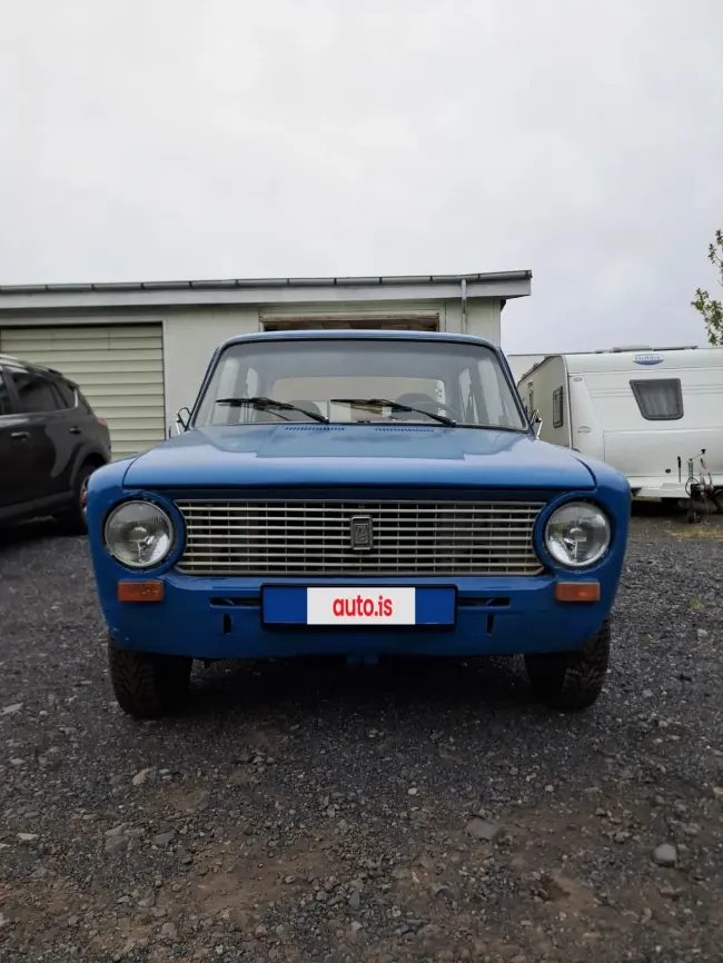 Lada 21013