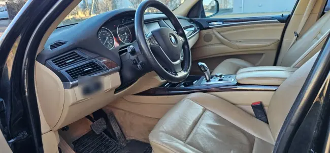 BMW E70 X5 3.0D
