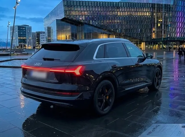 Audi E-tron 50
