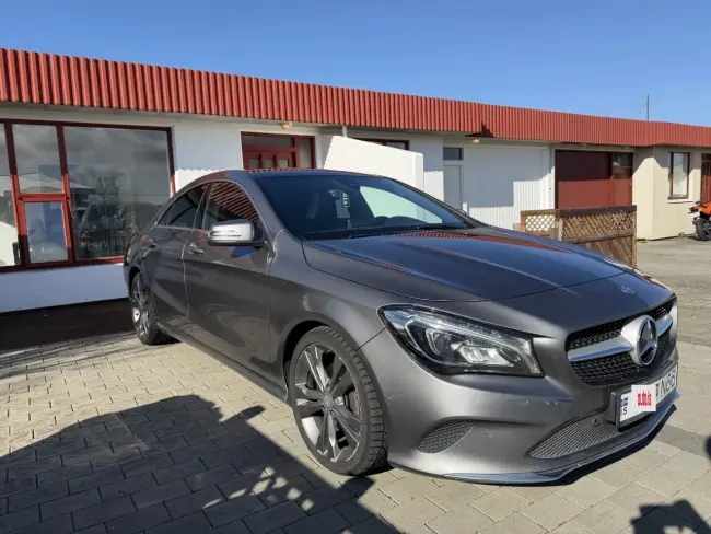 Mercedes-Benz CLA