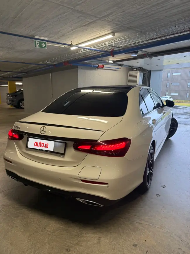 Mercedes-Benz E 300 e