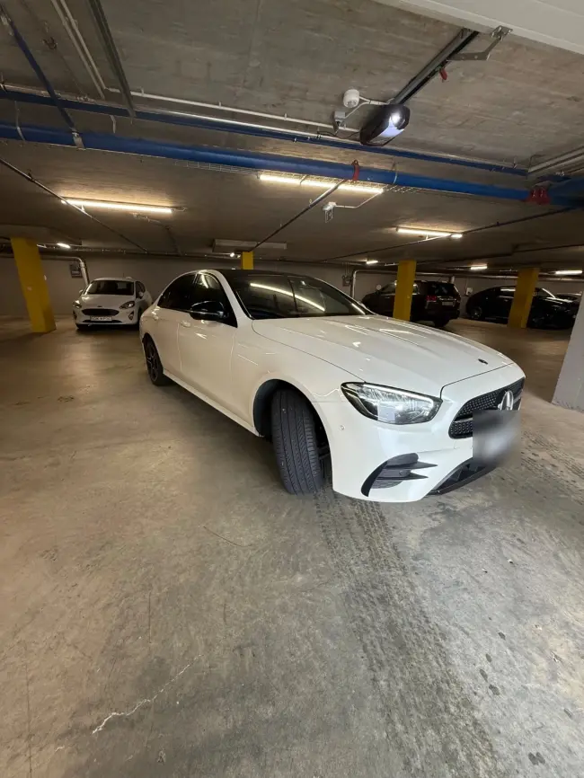Mercedes-Benz E 300 e