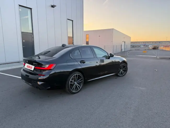 BMW 330e M-Sport 2021