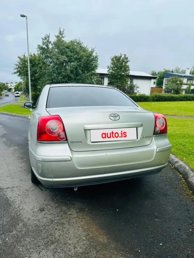 Toyota Avensis