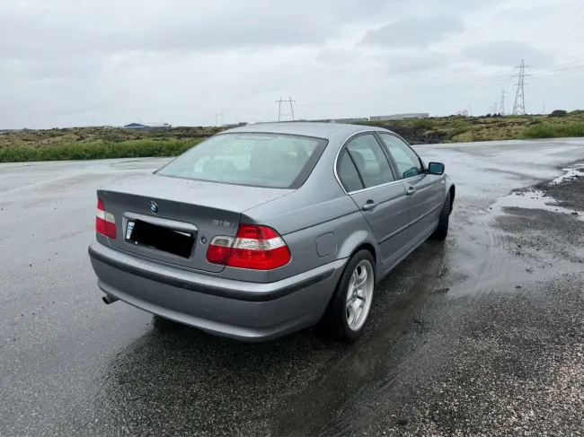 BMW 318i