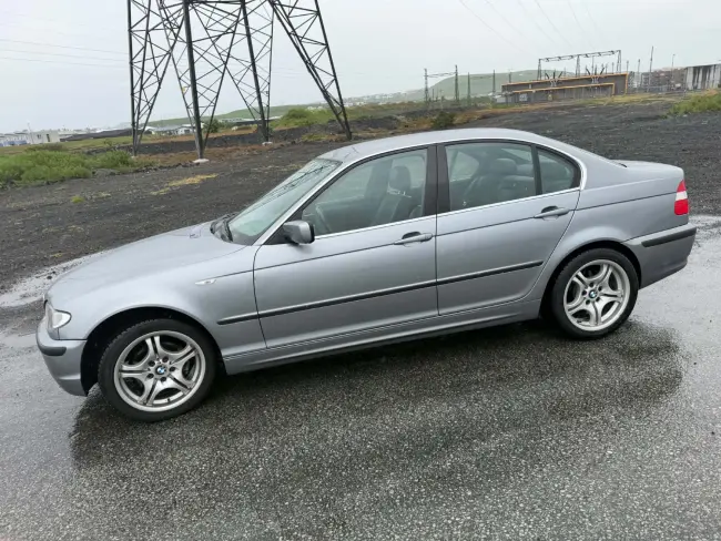 BMW 318i