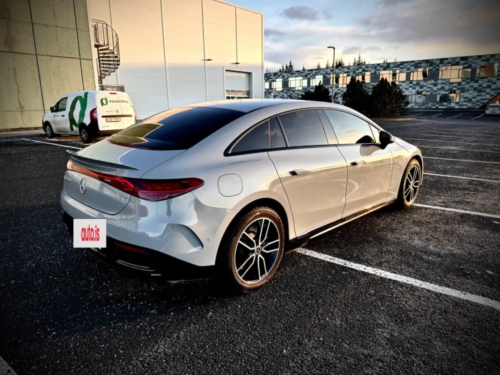 Mercedes-Benz EQE 350