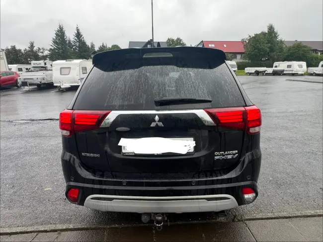 Mitsubishi Outlander Phev intense+ 2018