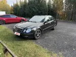 Mercedes benz E