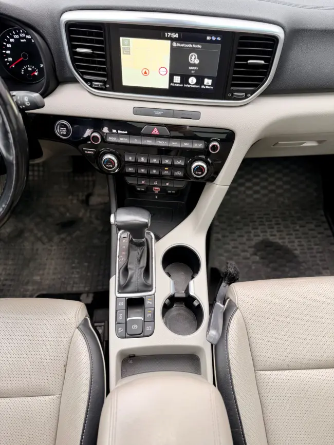 Kia Sportage - Luxury einn með öllu