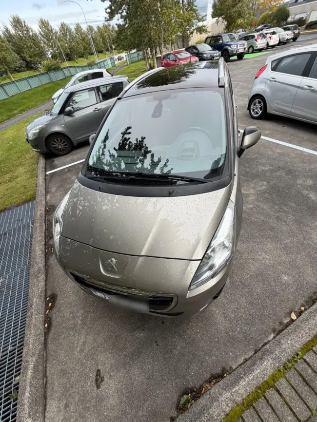 Peugeot 5008