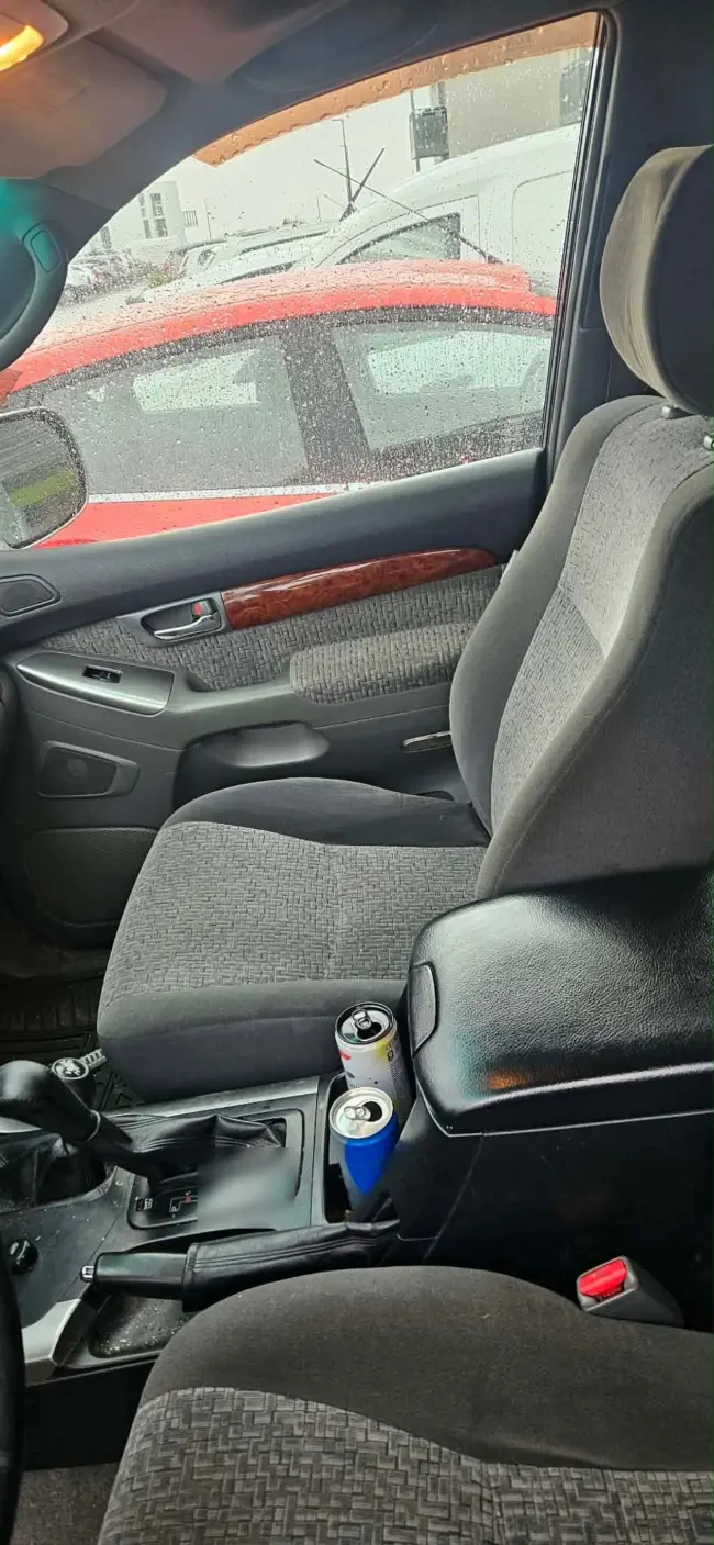 Toyota Land cruiser 120