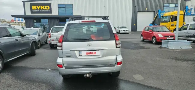 Toyota Land cruiser 120