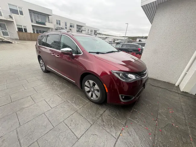 Chrysler Pacifica