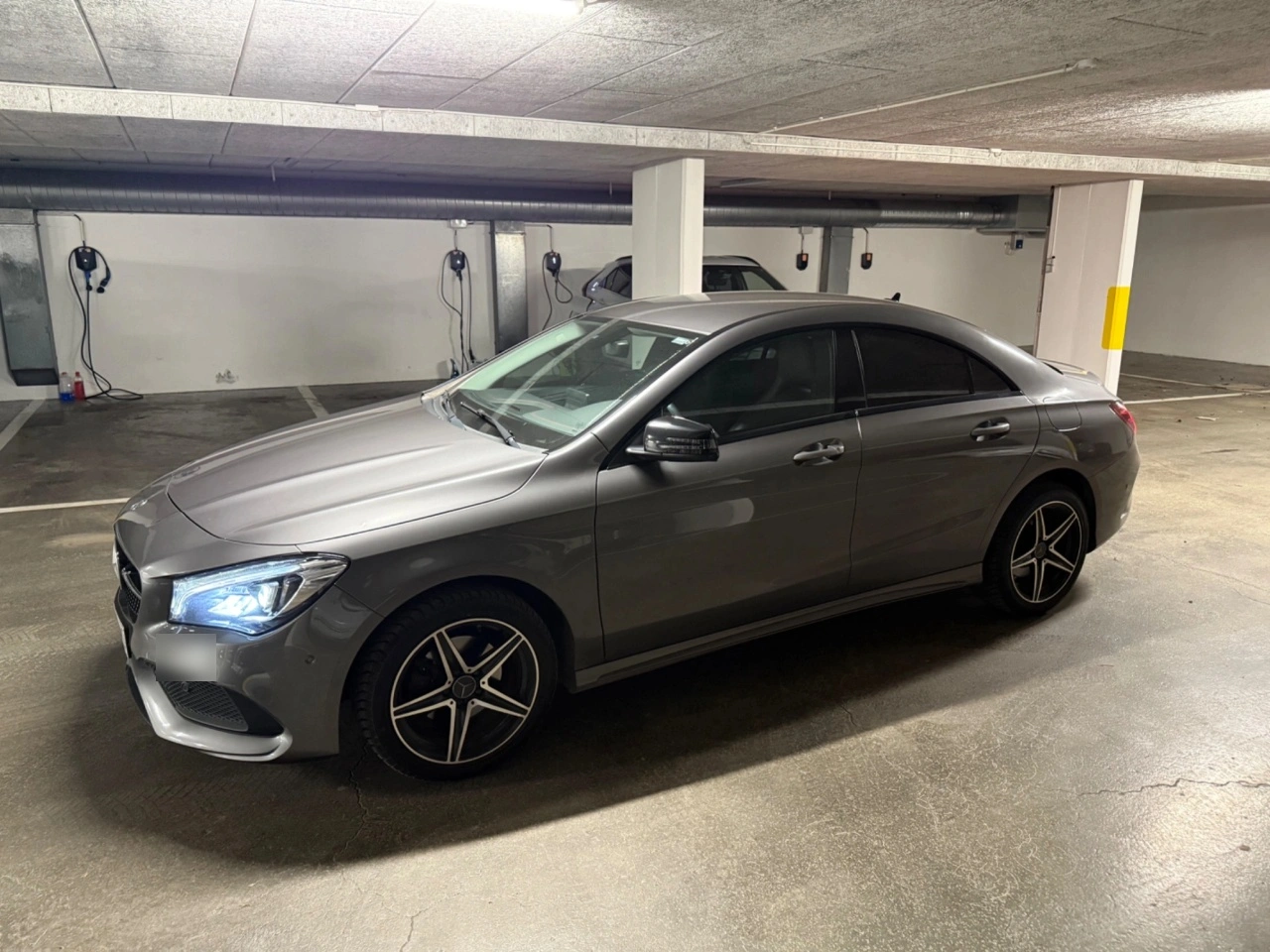 Mercedes-Benz CLA 200