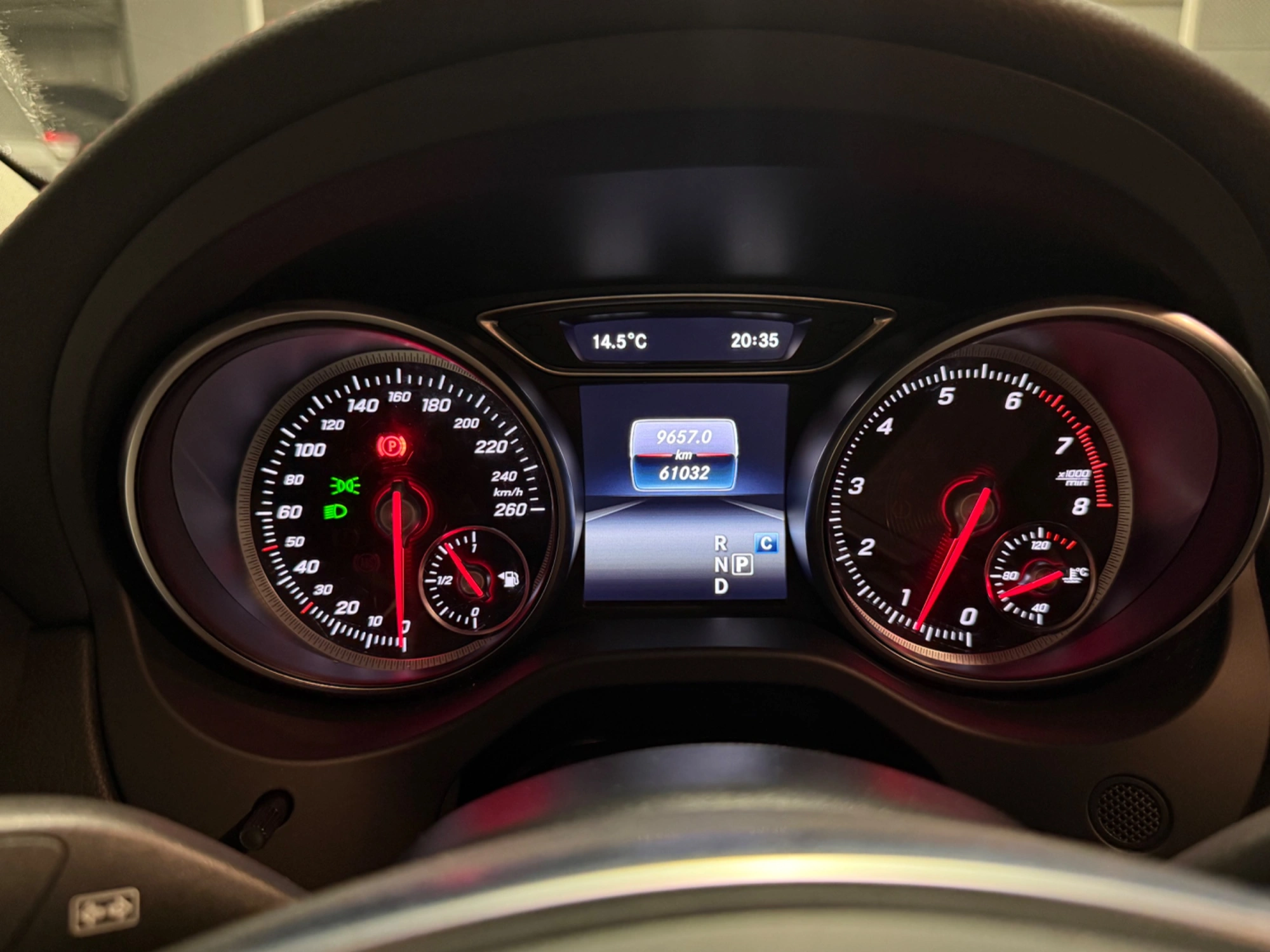 Mercedes-Benz CLA 200