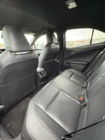 Lexus UX 300e
