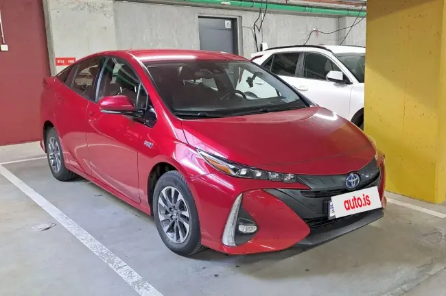 Toyota Prius phv