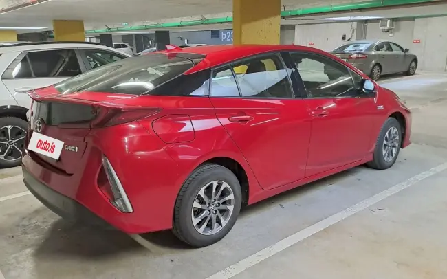 Toyota Prius phv
