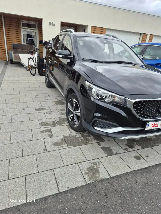 MG ZS EV
