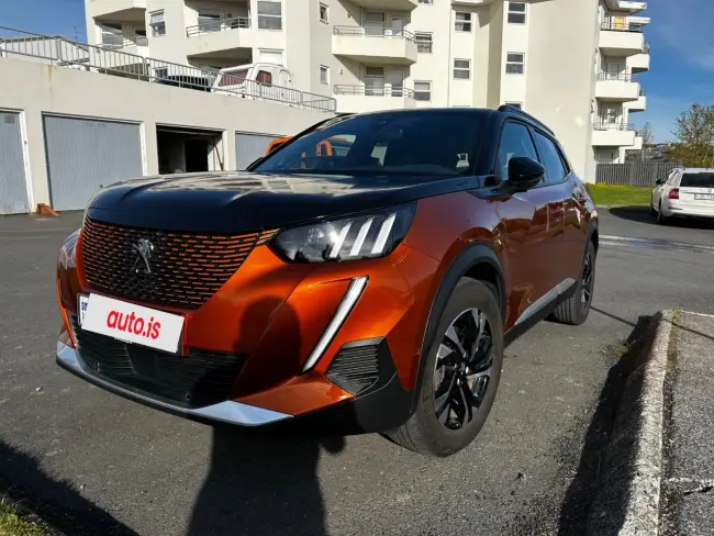 Peugeot E2008 GT