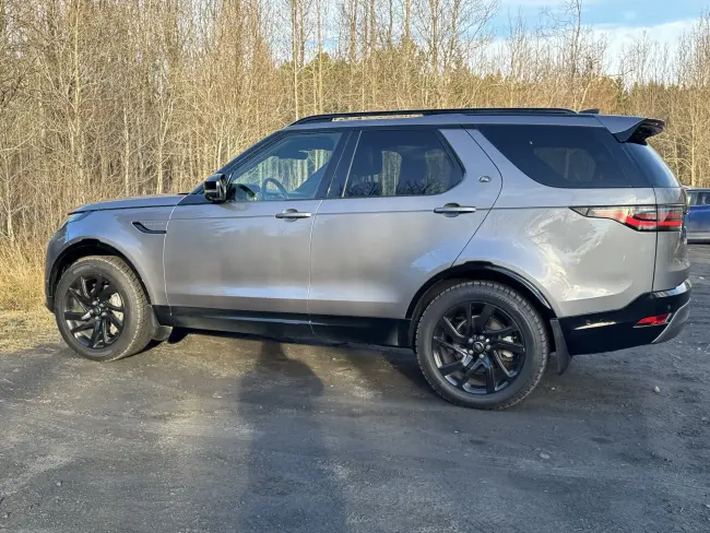 Land Rover Discovery SE R-Dynamic
