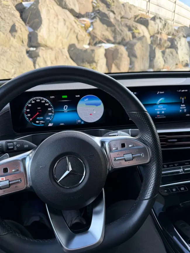 Mercedes-benz Eqc