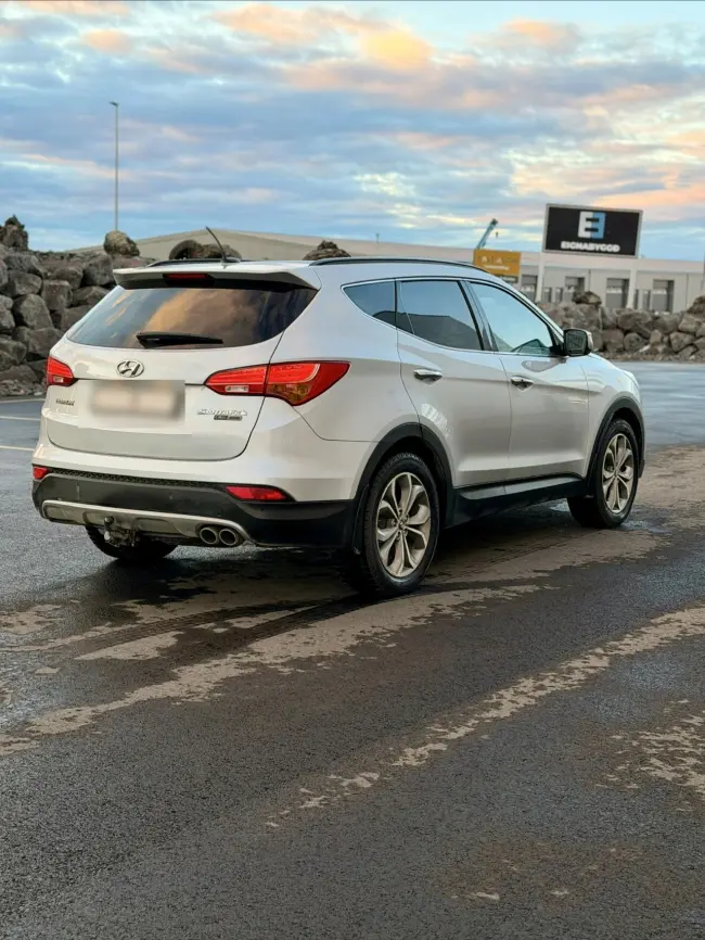 Hyundai Santa Fe - Premium 7 manna