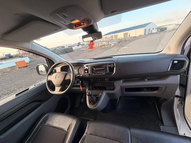 Opel Vivaro 2020