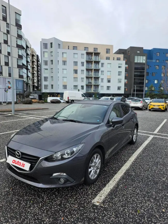 Mazda 3