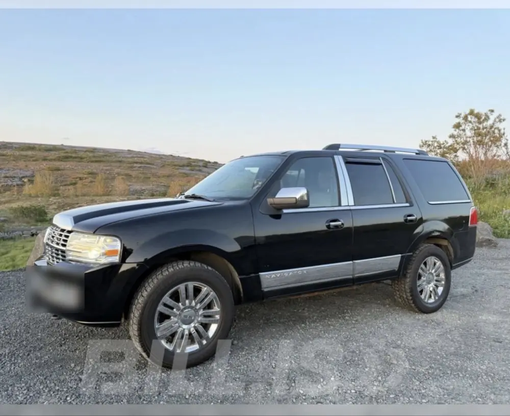Lincoln Navigator