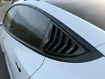 Tesla Model 3 AWD