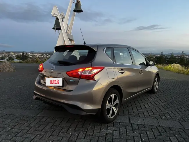 Nissan Pulsar