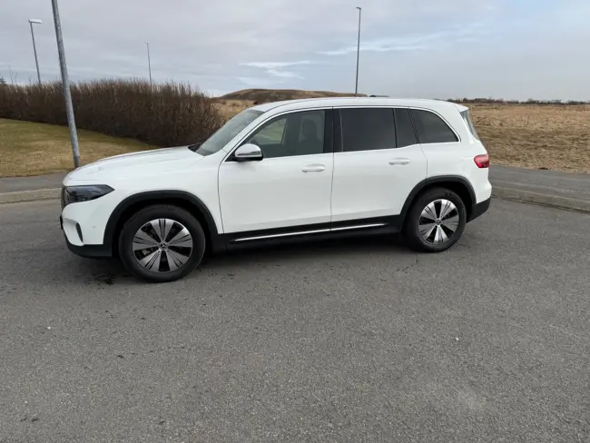 Mercedes-Benz EQB 250+