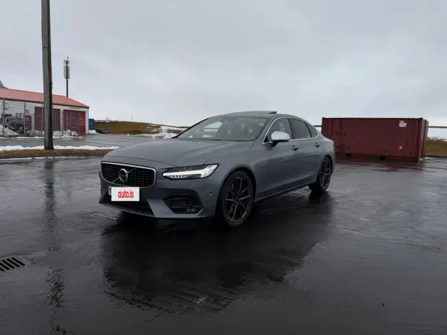 Volvo S90