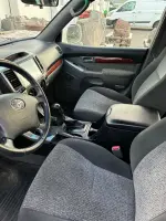 Toyota Land Cruiser 120 með topptjaldi