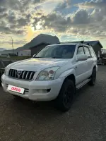 Toyota Land Cruiser 120 með topptjaldi