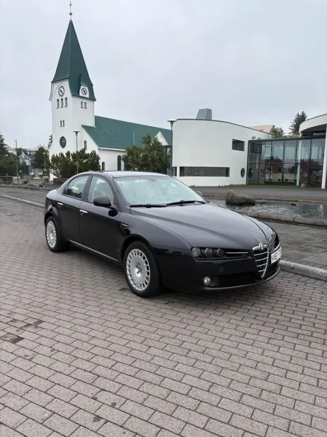 Alfa Romeo 159