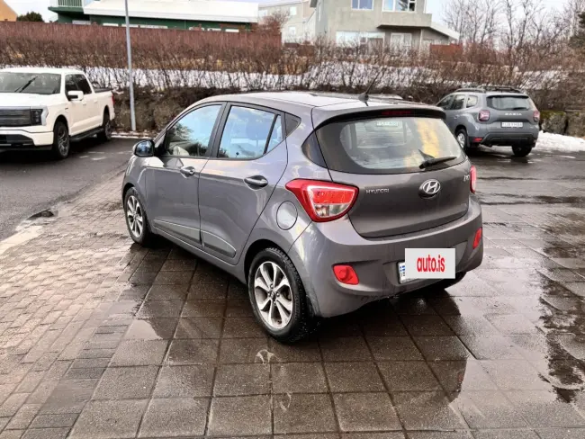 Hyundai I10
